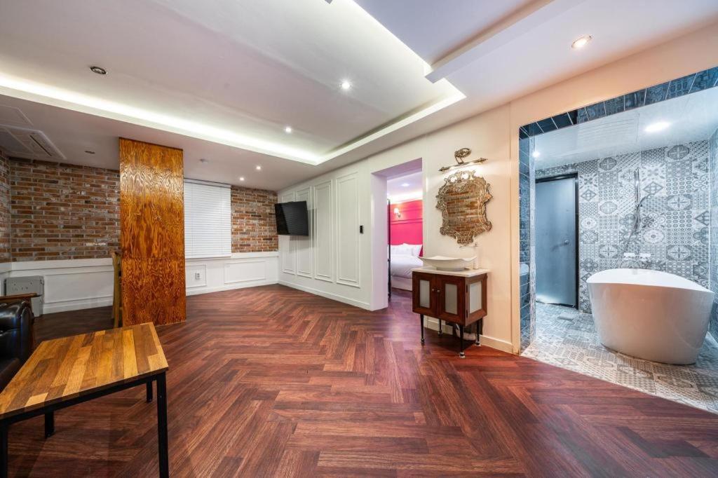 Gray Hotel Busan Ngoại thất bức ảnh
